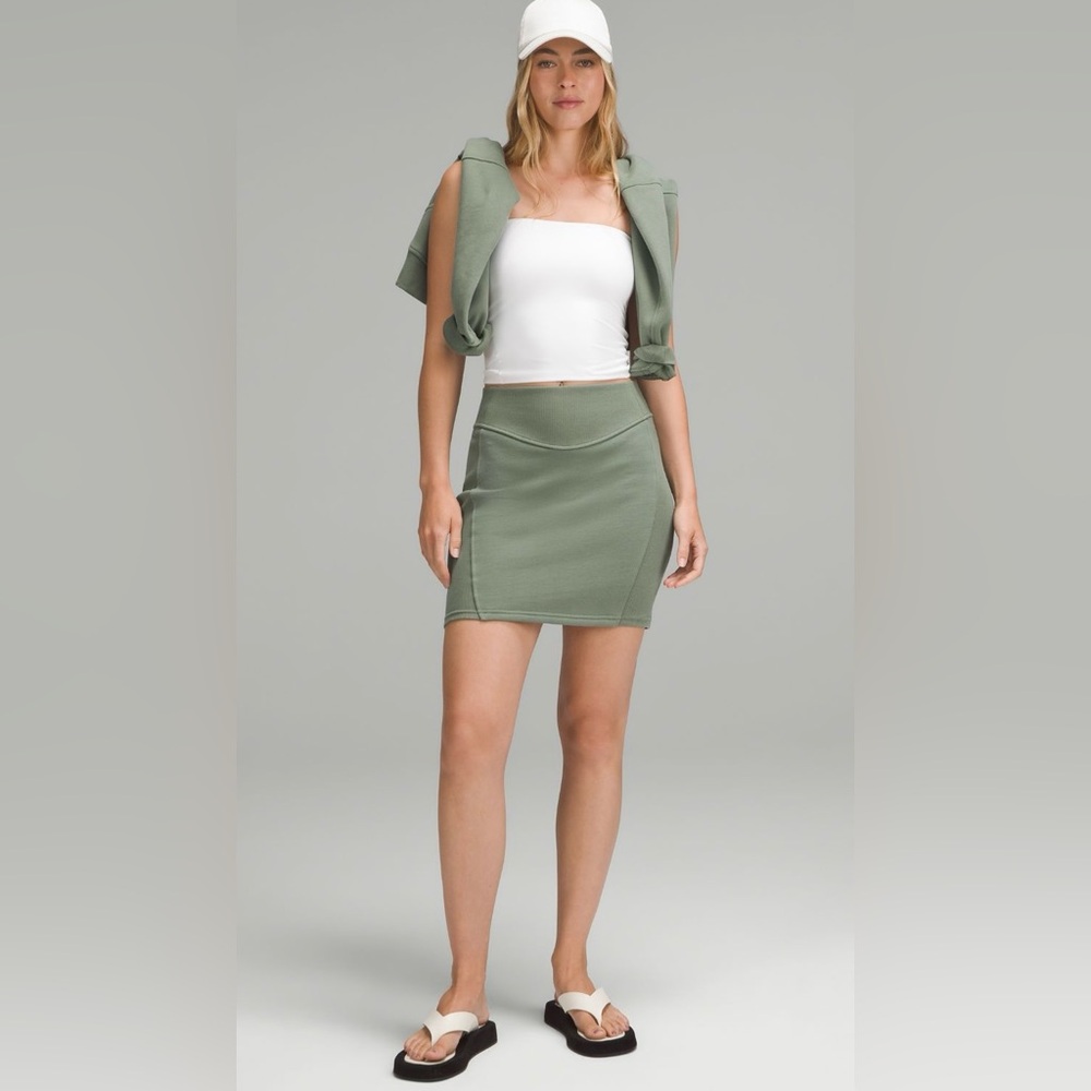 Lululemon Scuba High-Rise Mini Skirt Grey Eucalyptus Size M